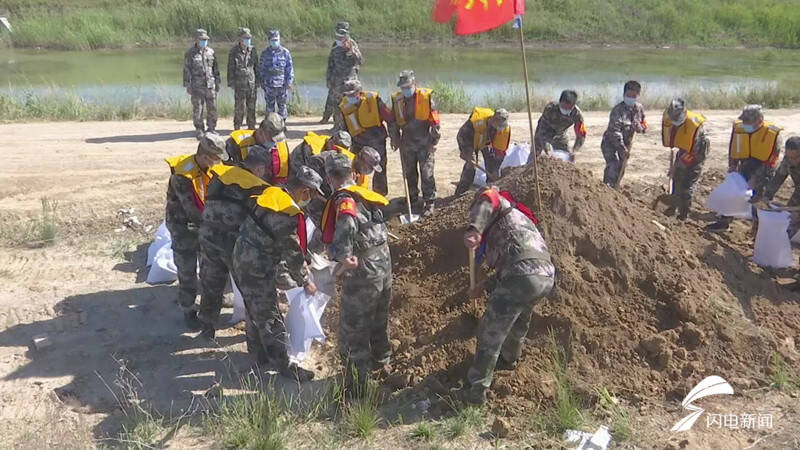 擋水墻防水墻一堵水墻對(duì)不對(duì)混凝土墻 堵水一堵兩高的水墻說明了什么一堵墻和一面墻哪個(gè)對(duì)一堵怎樣的水墻廚房水堵了可能滲水到墻里嗎